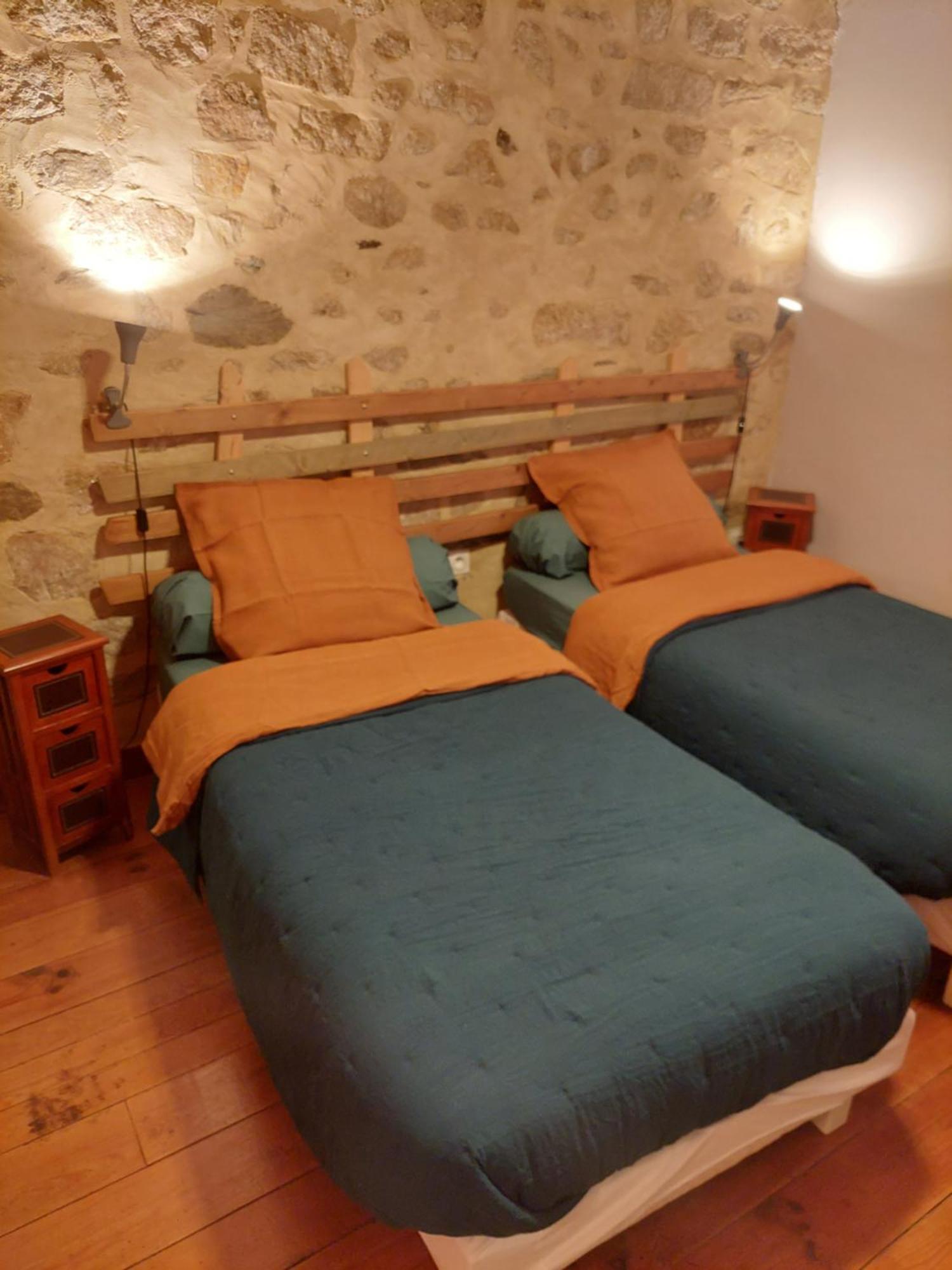 Chambres D'Hotes Kerioret Izella Kerlaz Exterior foto